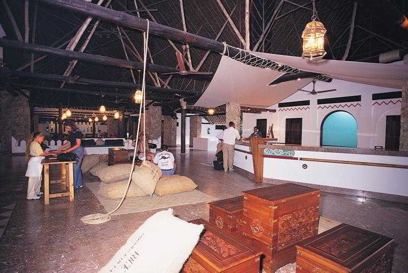 Voyager Beach Resort Mombasa Interior foto